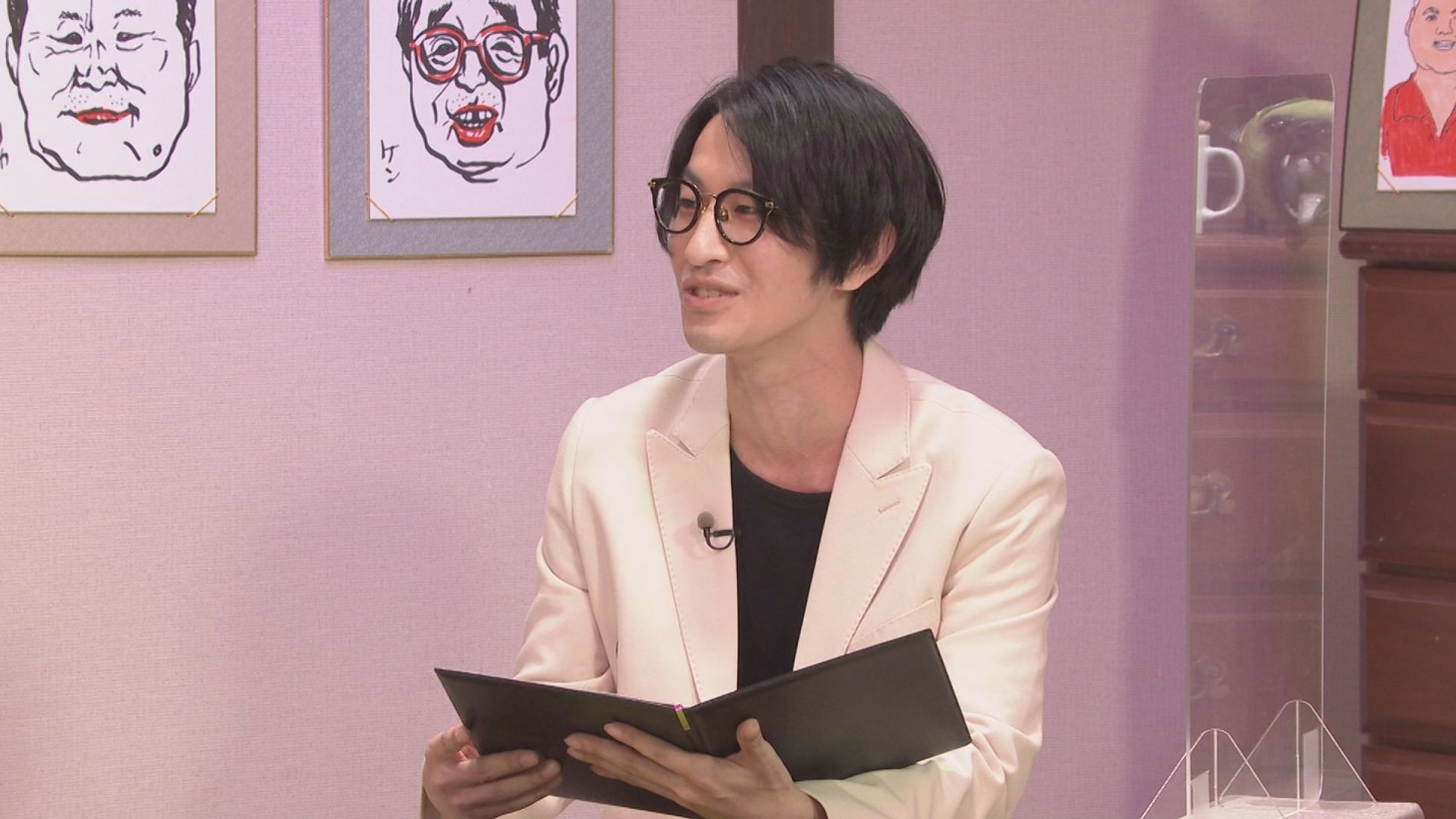 納言・安部 (c)HBC