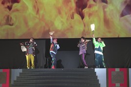 「壁」ライブで新キャラ続々!EXIT&ぺこぱのユニットや佐藤栞里扮するスーパースター