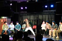 すべての衣装を着用し、ヤジマリー。が完成。