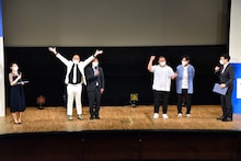 左から、若林有子アナ、錦鯉、金の国、南海キャンディーズ山里。