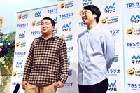 サスペンダーズ。左から、古川、依藤。