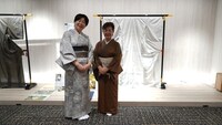 伝統的工芸品・本場大島紬を着る森三中・大島（左）。(c)KYT