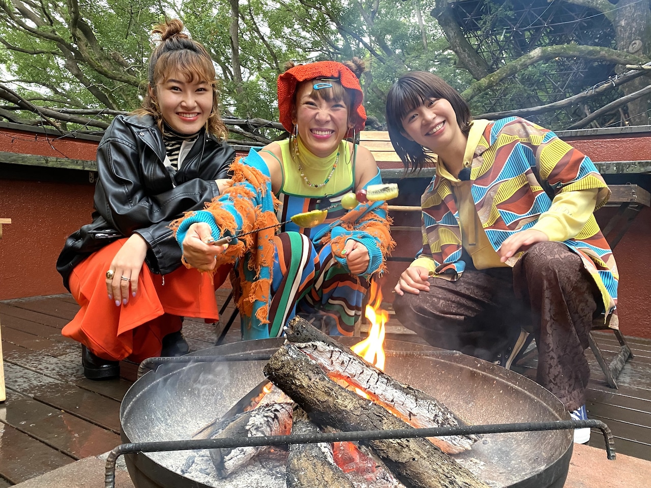 「100%帰りたくなくなる」Aマッソ加納、フワちゃん、村上佳菜子が現実逃避旅