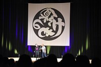 単独ライブ「けもの道」の様子。