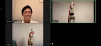 Zoomに入室したネイビーズアフロみながわとトロフィー。