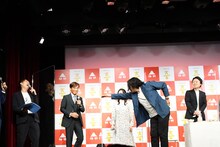 社長にラップを無茶振りされ、「会見って社長いっていいんでしたっけ？」と見取り図・盛山。