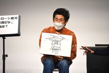 大喜利のお題が出されてから3秒後にもかかわらず、巧みなイラストで回答するしずるKAƵMA。