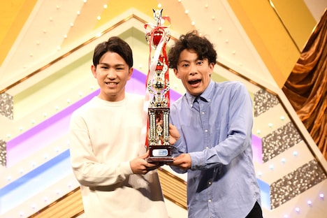 スパイシーガーリック。左が片山、右が村木。