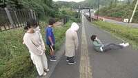GAG福井（右）のロケのワンシーン。(c)ABCテレビ