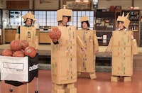 左から、劇団ひとり、原口あきまさ、宮下草薙。(c)TBS