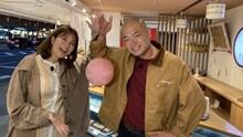左から稲村亜美、あばれる君。(c)テレビ大阪