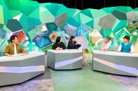 「やすとものいたって真剣です」に出演する（左から）祇園・木崎、海原やすよ ともこ、野性爆弾くっきー！、シャンプーハット恋さん。(c)ABCテレビ