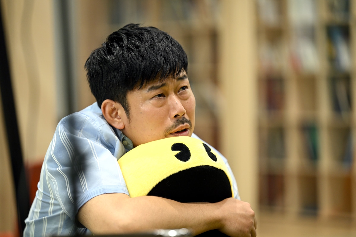「日曜劇場『アトムの童（こ）』」にゲスト出演する岡野陽一。(c)TBS