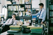 小籔千豊が初の弁護士役、映画「ある男」で妻夫木聡と共演