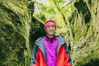 EXIT兼近 (c)UHB/YOSHIMOTO KOGYO