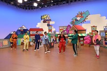 「火曜は全力！華大さんと千鳥くん」のワンシーン。(c)カンテレ