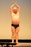 ハリウッドザコシショウ（撮影：二瓶 彩）