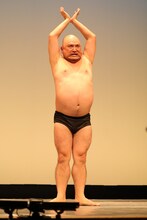 ハリウッドザコシショウ（撮影：二瓶 彩）