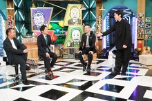 左から千鳥、かまいたち。(c)日本テレビ