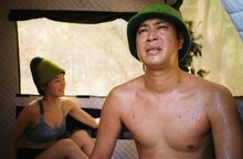 パンサー尾形司会の「地球風呂」。（撮影：田中健児）(c)テレビ東京