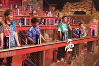 左から、JOY、アルコ＆ピース酒井、パンサー尾形、ウエストランド井口、お見送り芸人しんいち。(c)フジテレビ