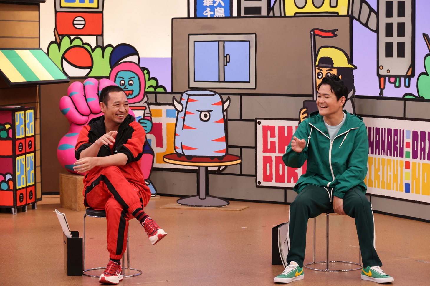 「火曜は全力！華大さんと千鳥くん」のワンシーン。(c)カンテレ