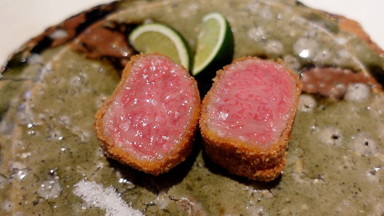 「10秒グルメ」より。