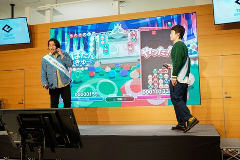 「ぷよぷよeスポーツ」で対戦する見取り図。リリーが勝利。