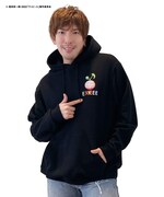 UTA LIVEパーカーを着用するEXITりんたろー。。