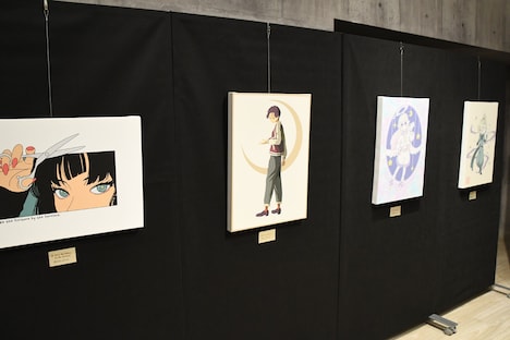 「蛙亭中野イラスト展 お初です、わこつ!」の様子。