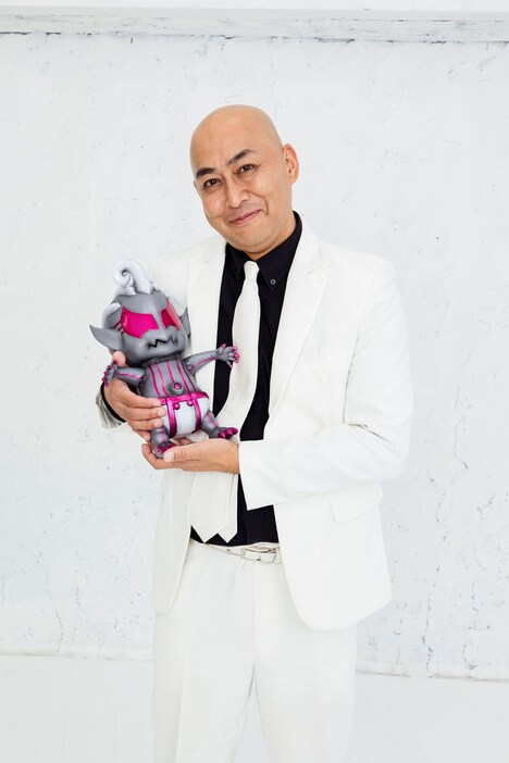 幸四郎の悪魔を抱く、錦鯉・長谷川。