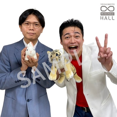 来場者に配布される芸人ステッカー（ケビンス）。