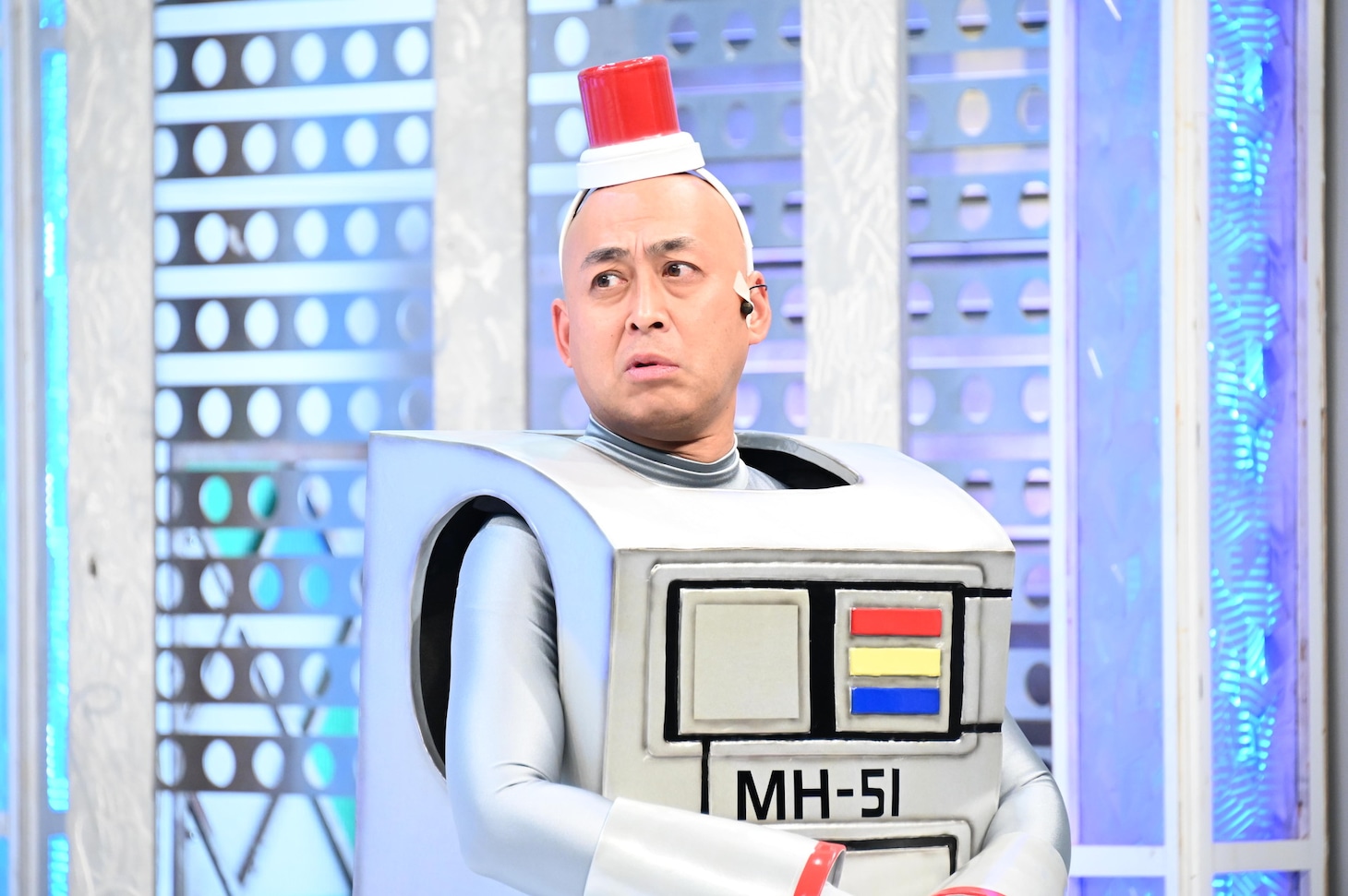 錦鯉・長谷川 (c)日本テレビ