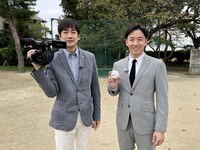 左から羽鳥慎一、斎藤佑樹。(c)日本テレビ