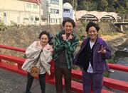 ぺこぱと浅香唯(左)。(c)テレビ東京