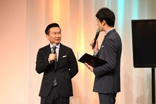 エッチな気持ちが伝染するかまいたち山内（左）。