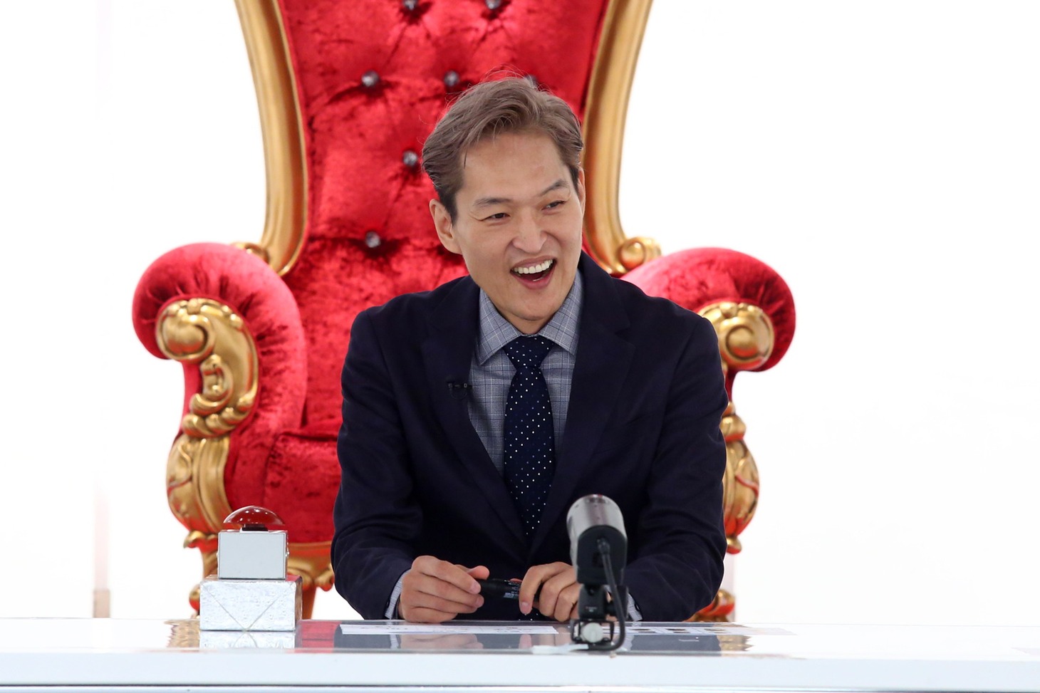 千原ジュニア (c)関西テレビ