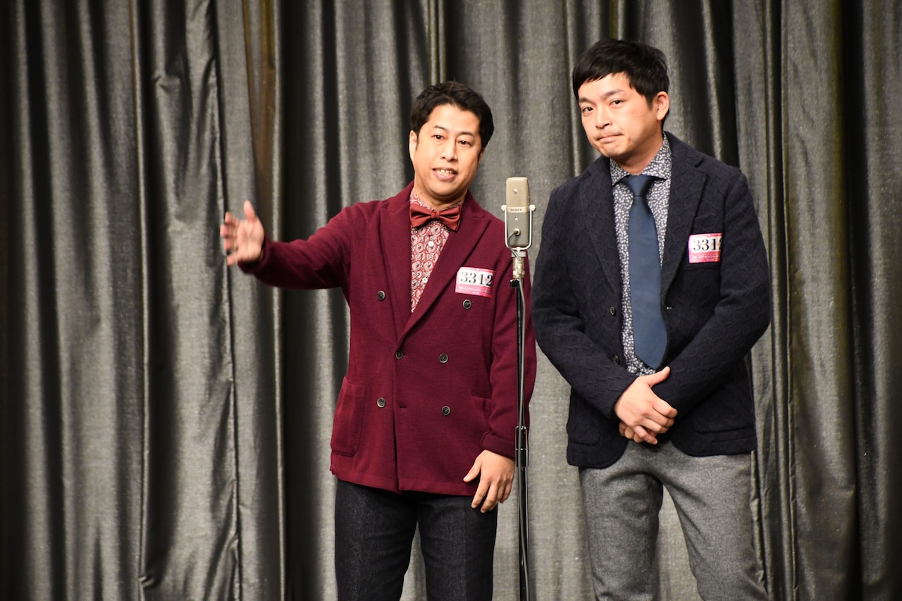 「M-1グランプリ2022」準々決勝でネタを披露するウエストランド。