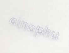 パーパーあいなぷぅの刺繍入りTシャツ。