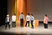 イベント中にキレ始める真空ジェシカ・ガク（左端）。(c)TBSラジオ