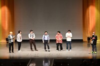 3組の序列が作家・瀬尾（右端）から発表された場面。(c)TBSラジオ