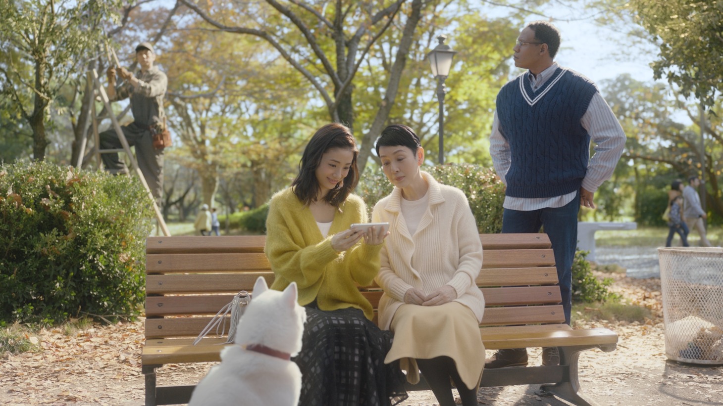 ソフトバンクの新テレビCM「SPY テンテンスリー」編より。