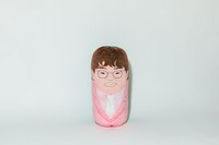 「よしもとコラボ マユリカの魚肉ソーセージクッション」（中谷）