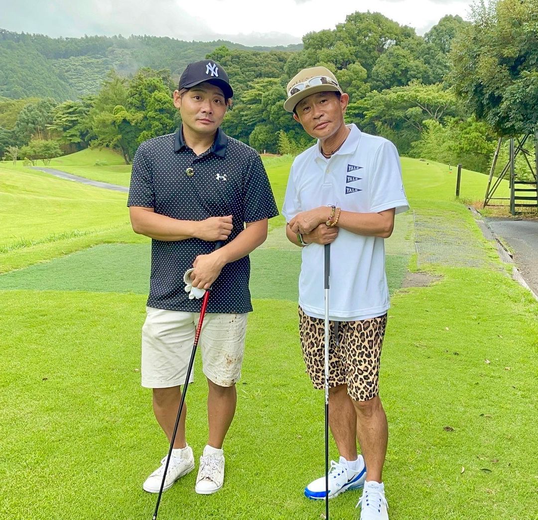 サカイスト・マサヨシと浜田雅功。(c)ABCテレビ