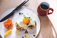 「全人類に提唱したい世界一手軽な贅沢 おいしいコーヒーライフ入門」より。