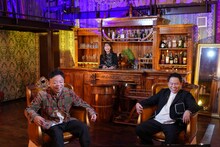 VTRを鑑賞するダイアン。