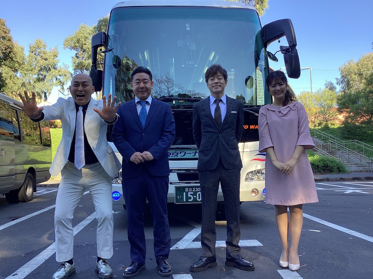 左から錦鯉、陣内智則、黒田みゆアナウンサー。(c)日本テレビ