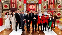 番組出演者たち。(c)テレビ朝日
