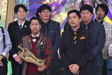 「M-1グランプリ2022」で優勝したウエストランド。