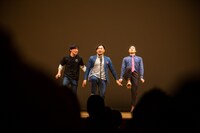 左から、タイムマシーン3号・山本、アルコ＆ピース平子、四千頭身・石橋のシャッフル漫才。